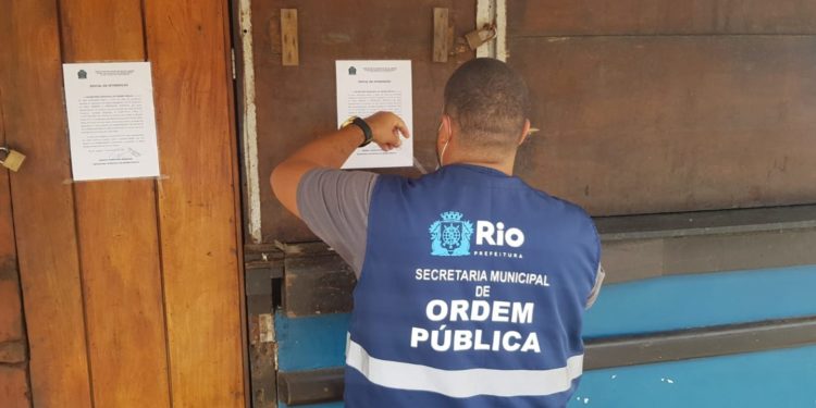 Agente municipal atua em quiosque onde congolês foi morto no Rio - Divulgação