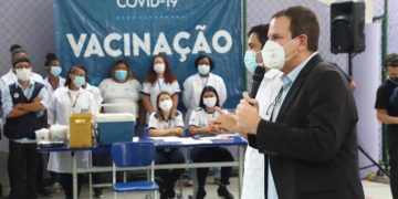 Prefeitura do Rio lança programa Vacina na Escola