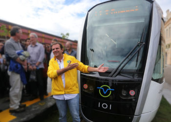 Quase 80% dos usários do VLT usam o transporte para ir trabalhar, diz Pesquisa