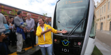 Quase 80% dos usários do VLT usam o transporte para ir trabalhar, diz Pesquisa