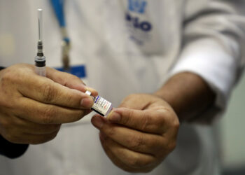 Covid-19: Prefeitura alerta sobre subvariante e pede que população conclua o esquema de vacinação