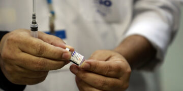 Covid-19: Prefeitura alerta sobre subvariante e pede que população conclua o esquema de vacinação