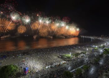 Réveillon 2023: CET-Rio monta esquema especial de tráfego na cidade