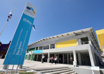 Educação lança novo modelo de ensino na cidade e investe em construção e reforma de escolas