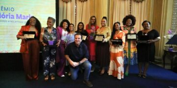 Prefeitura do Rio homenageia sete mulheres com o Prêmio Glória Maria