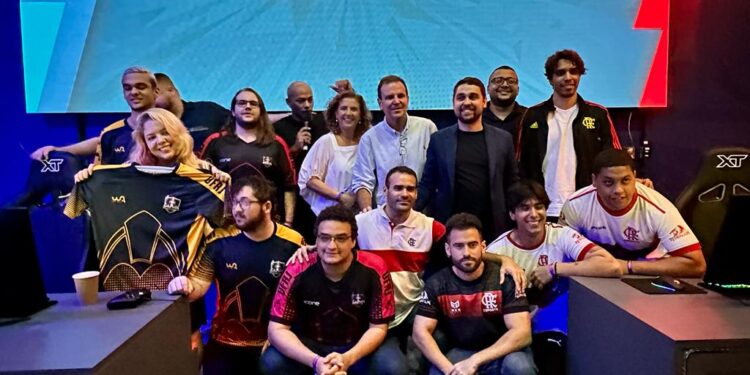 Eduardo Paes inaugura primeira Arena Gamer pública do país.