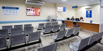 Paes inaugura a reforma do Hospital Albert Schweitzer, em Realengo