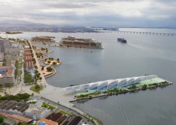 Paes planeja construção do Parque do Porto, nova orla de convívio público, lazer e cultura