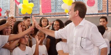 Prefeito Eduardo Paes inaugura 200° Ginásio Educacional Tecnológico no Rio