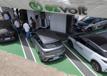 Rio de Janeiro é a primeira cidade do Brasil a inaugurar eletroposto em área pública