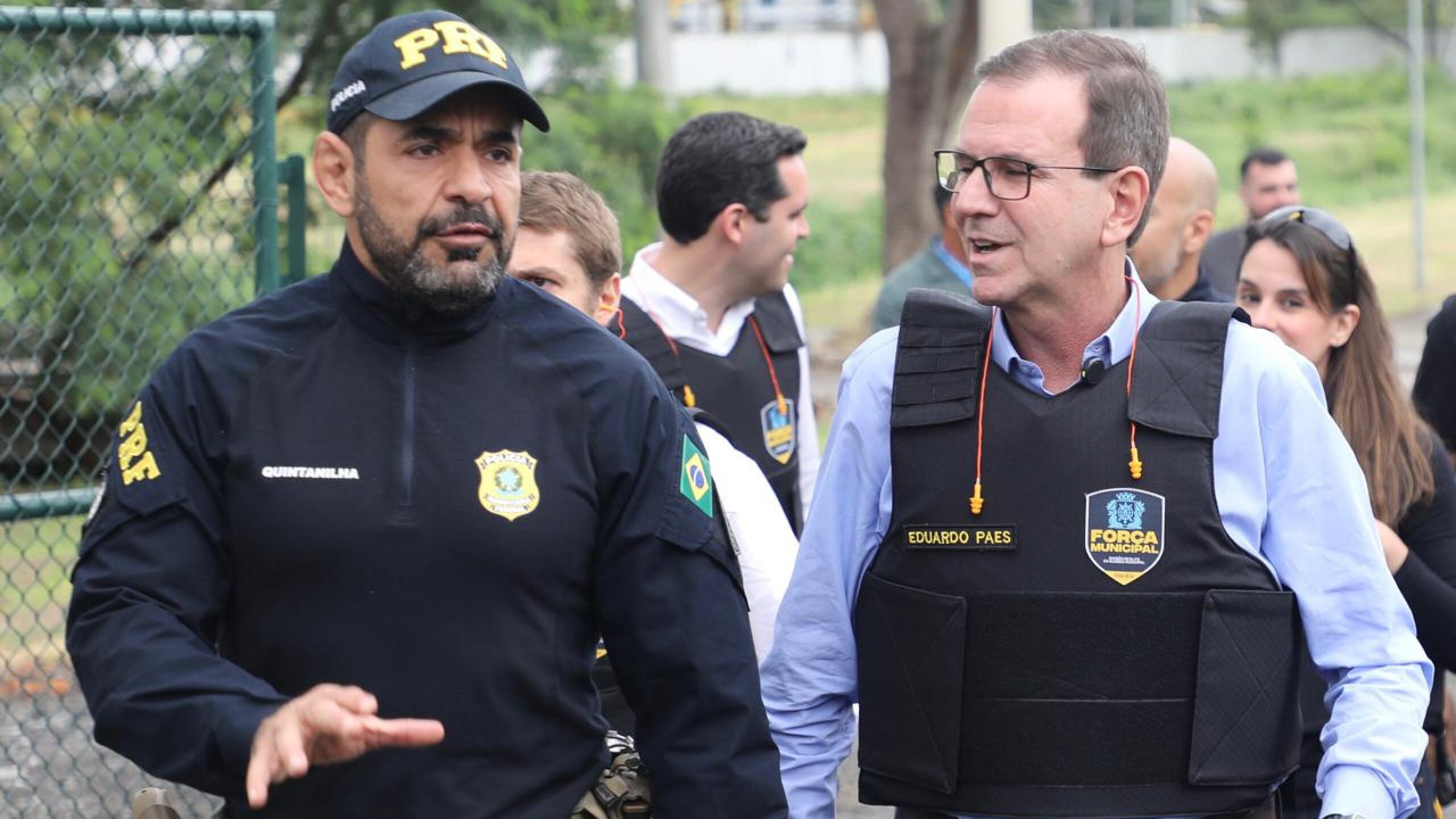 Prefeito visita academia de formação de alunos da Divisão de Elite da GM-Rio – Força Municipal