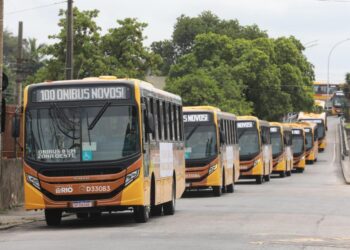 População da Zona Oeste ganha 100 novos ônibus, mais modernos e com novo layout