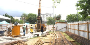 Prefeitura do Rio inicia instalação do monumento em homenagem a Martinho da Vila