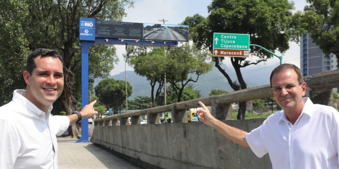 Paes e Cavaliere inauguram primeira Fronteira Digital e amplia cerco inteligente na cidade