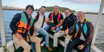 Eduardo Paes visita a Lagoa de Cima e se reúne com representantes do Sindicato dos Ceramistas de Campos
